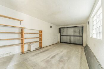 garáž - Prodej domu 155 m², Kladno