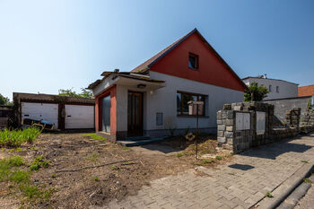 Prodej domu 100 m², Roztoky
