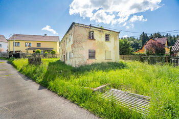 Prodej pozemku 579 m², Bečov nad Teplou