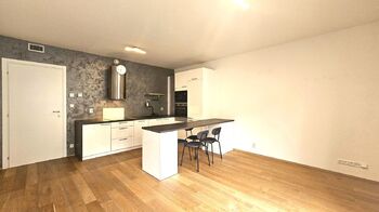 Pronájem bytu 2+kk v osobním vlastnictví 50 m², Praha 8 - Libeň