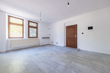 Prodej nájemního (činžovního) domu 400 m², Chomutov