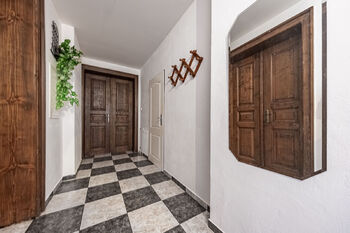 Prodej nájemního (činžovního) domu 400 m², Chomutov