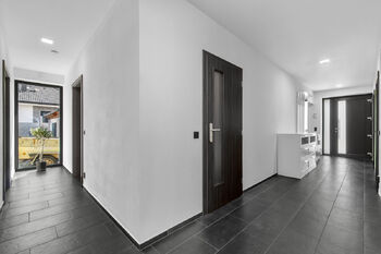 Prodej domu 176 m², Radnice
