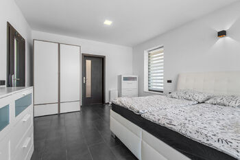 Prodej domu 176 m², Radnice
