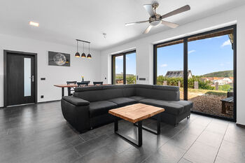 Prodej domu 176 m², Radnice