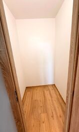 Prodej bytu 3+1 v osobním vlastnictví 58 m², Praha 10 - Strašnice