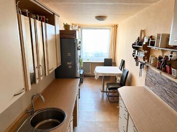 Prodej bytu 3+1 v osobním vlastnictví 66 m², Praha 10 - Záběhlice