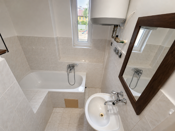 koupelna - Pronájem bytu 2+kk v osobním vlastnictví 46 m², České Budějovice