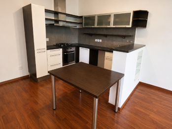 kuch kout - Pronájem bytu 2+kk v osobním vlastnictví 46 m², České Budějovice