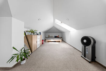 Prodej domu 252 m², Holasovice