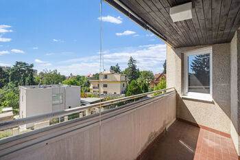 Lodžie 6 m² - Prodej bytu 3+1 v osobním vlastnictví 87 m², Praha 10 - Strašnice