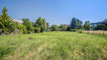 Prodej pozemku 719 m², Praha 10 - Dolní Měcholupy