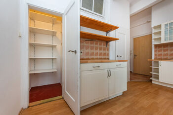 Pronájem bytu 2+1 v osobním vlastnictví 52 m², Praha 3 - Vinohrady
