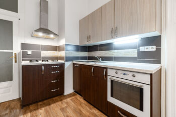 Pronájem bytu 2+kk v družstevním vlastnictví 58 m², Praha 1 - Staré Město
