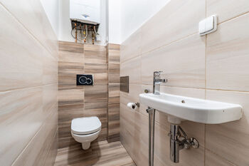 Pronájem bytu 2+kk v družstevním vlastnictví 58 m², Praha 1 - Staré Město