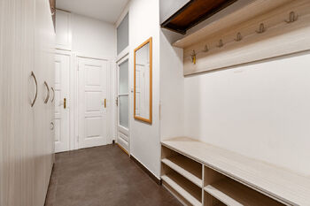 Pronájem bytu 2+kk v družstevním vlastnictví 58 m², Praha 1 - Staré Město