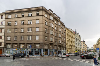 Pronájem bytu 2+kk v družstevním vlastnictví 58 m², Praha 1 - Staré Město