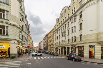 Pronájem bytu 2+kk v družstevním vlastnictví 58 m², Praha 1 - Staré Město