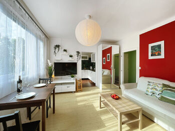Prodej bytu 2+1 v osobním vlastnictví 45 m², Praha 5 - Hlubočepy