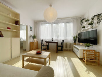 Prodej bytu 2+1 v osobním vlastnictví 45 m², Praha 5 - Hlubočepy