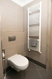 Prodej bytu 1+kk v osobním vlastnictví 33 m², Praha 5 - Zličín