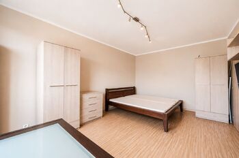 Prodej bytu 1+1 v osobním vlastnictví 30 m², Praha 4 - Chodov