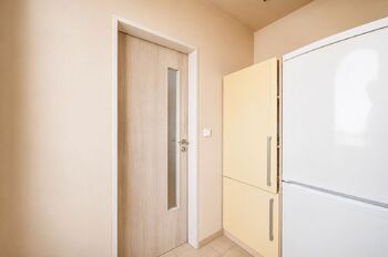 Prodej bytu 1+1 v osobním vlastnictví 30 m², Praha 4 - Chodov