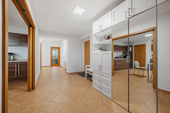 Prodej bytu 3+1 v osobním vlastnictví 155 m², Praha 2 - Nové Město