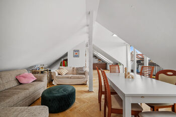 Prodej bytu 4+1 v osobním vlastnictví 166 m², Praha 2 - Nové Město
