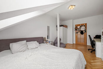Prodej bytu 4+1 v osobním vlastnictví 166 m², Praha 2 - Nové Město