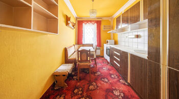 Kuchyň - Prodej bytu 2+1 v osobním vlastnictví 59 m², Dubá