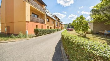 Budova - Prodej bytu 2+1 v osobním vlastnictví 59 m², Dubá
