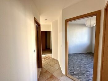 Prodej bytu 3+1 v osobním vlastnictví 68 m², Praha 4 - Krč