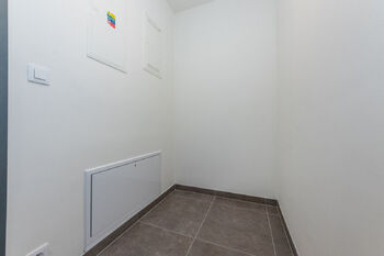 Prodej bytu 2+kk v osobním vlastnictví 11938 m², Praha 6 - Břevnov