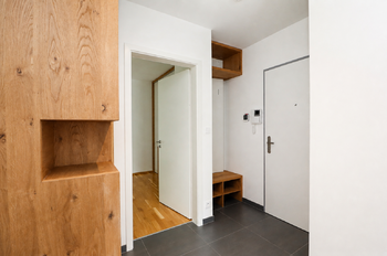 Pronájem bytu 2+kk v osobním vlastnictví 50 m², Praha 8 - Libeň