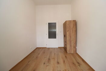 Ložnice - Pronájem bytu 2+kk v osobním vlastnictví 40 m², Praha 2 - Nusle