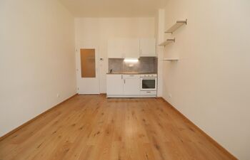 Obývací pokoj + kk - Pronájem bytu 2+kk v osobním vlastnictví 40 m², Praha 2 - Nusle