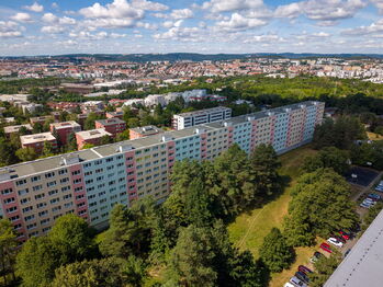 Pohled BD - Prodej bytu 4+1 v osobním vlastnictví 88 m², Brno