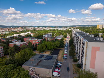 Pohled BD - Prodej bytu 4+1 v osobním vlastnictví 88 m², Brno