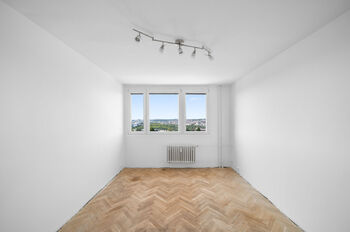 Pokoj 18 m2 - Prodej bytu 4+1 v osobním vlastnictví 88 m², Brno