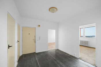 Chodba - Prodej bytu 4+1 v osobním vlastnictví 88 m², Brno