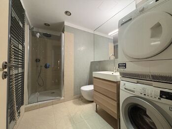 Pronájem bytu 1+kk v osobním vlastnictví 42 m², Praha 8 - Karlín