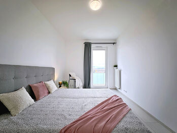 ložnice - Prodej bytu 3+kk v osobním vlastnictví 67 m², České Budějovice