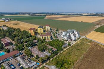 Pronájem bytu 1+kk v osobním vlastnictví 30 m², Klecany