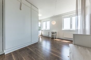 Pronájem bytu 1+kk v osobním vlastnictví 30 m², Klecany