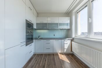 Pronájem bytu 1+kk v osobním vlastnictví 30 m², Klecany