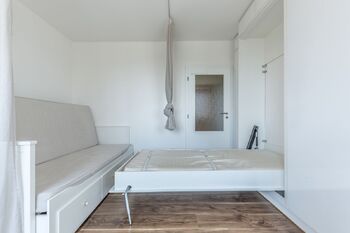 Pronájem bytu 1+kk v osobním vlastnictví 30 m², Klecany
