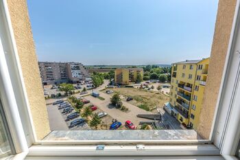 Pronájem bytu 1+kk v osobním vlastnictví 30 m², Klecany