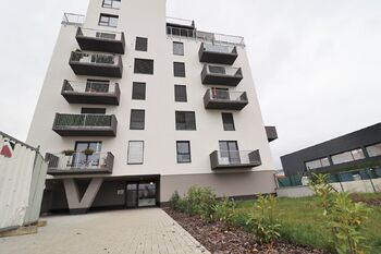 Pronájem bytu 1+kk v osobním vlastnictví 37 m², Praha 9 - Hloubětín