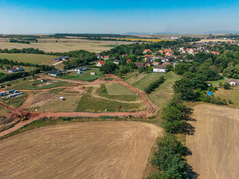 Prodej pozemku 980 m², Nezabylice